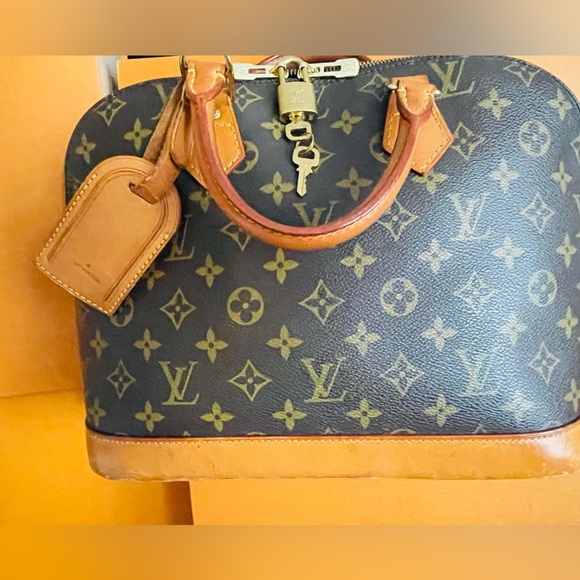 Louis Vuitton, Alma Vintage monogram - Picture 8 of 16
